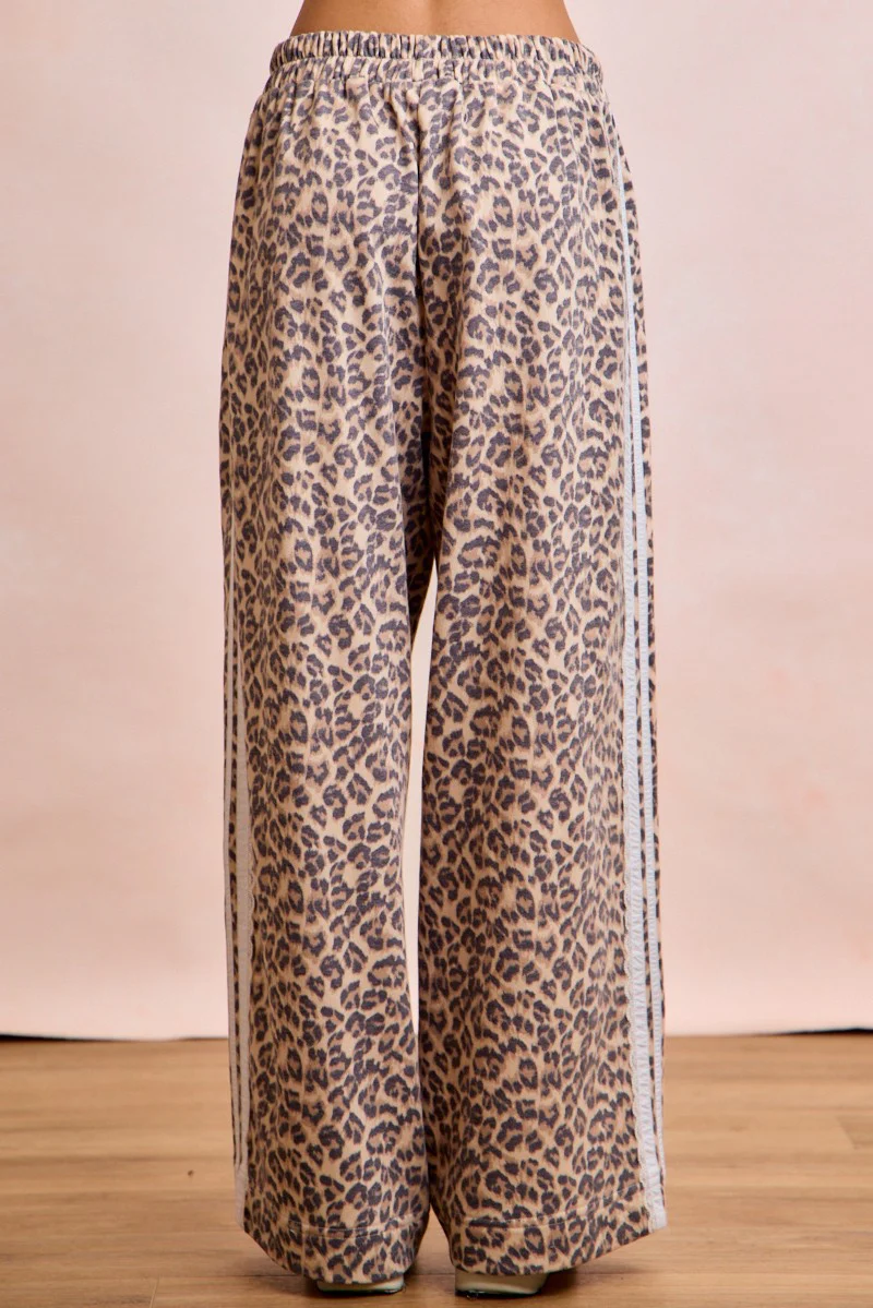 Bibi Leopard Printed French Terry Lace Contrast Sweatpants - Image 2
