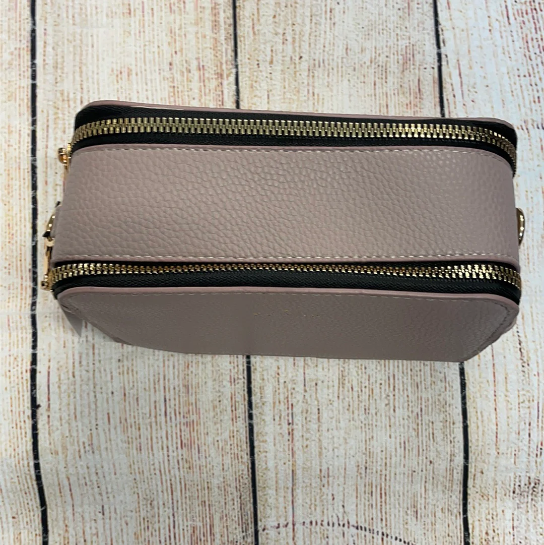Kedzie Modernist Crossbody - Image 2