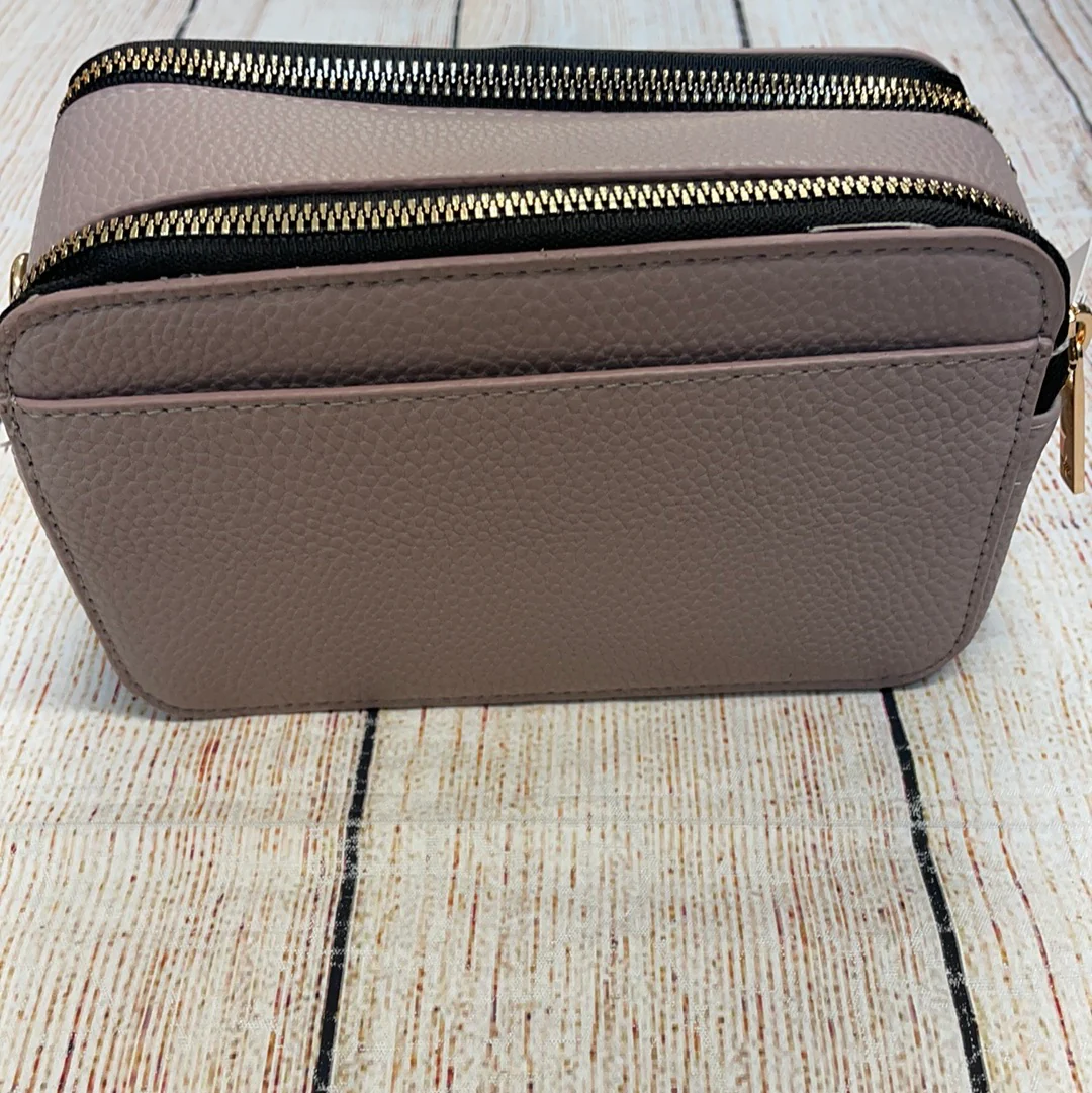 Kedzie Modernist Crossbody - Image 3