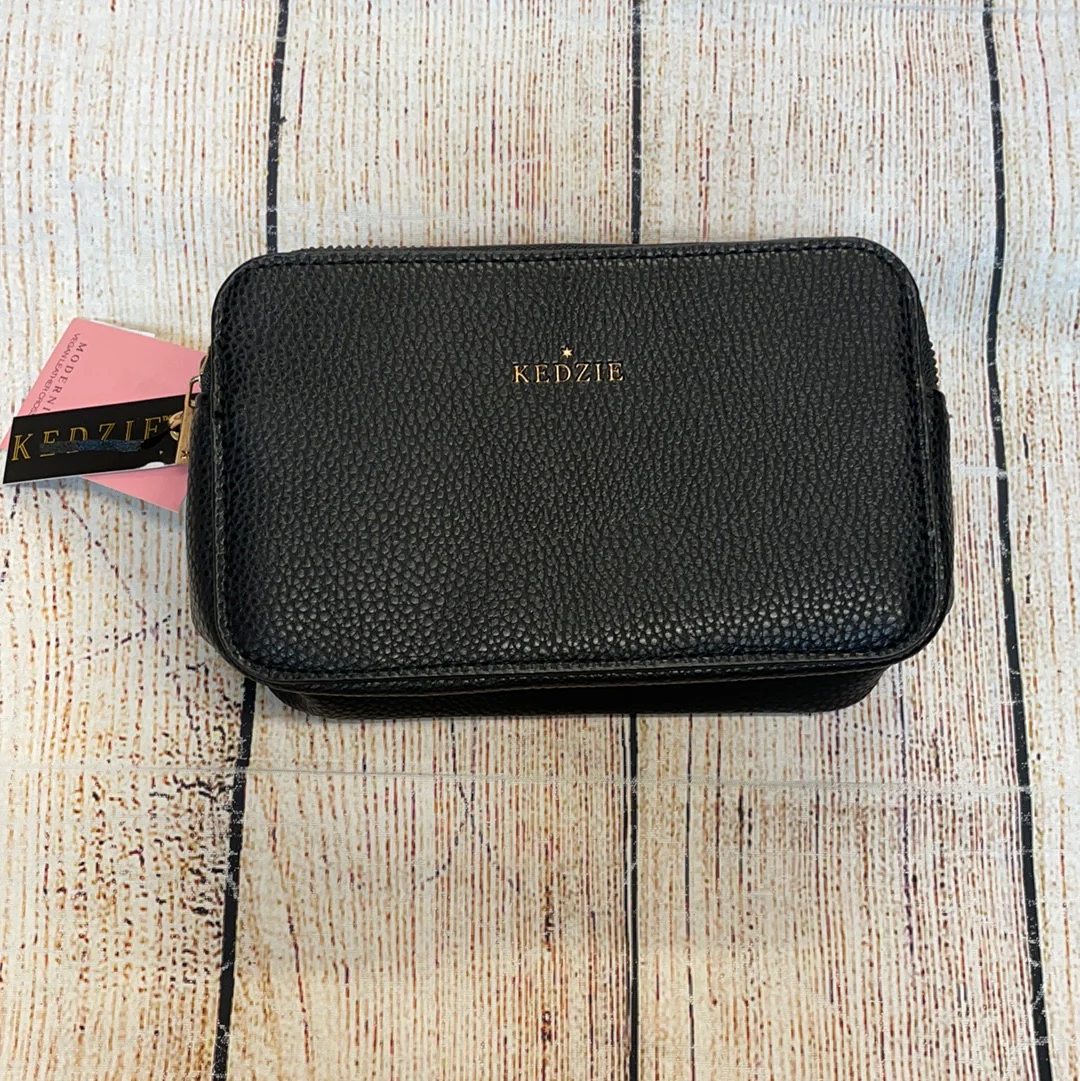Kedzie Modernist Crossbody - Image 7
