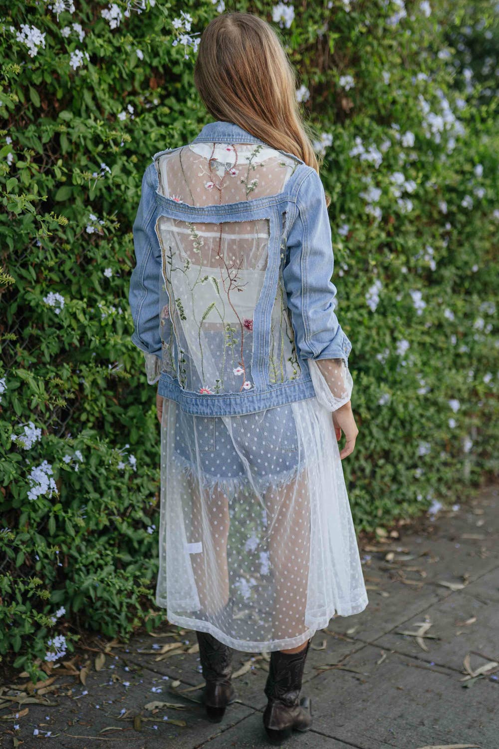 Davi & Dani Denim Jacket With Embroidery Plus - Image 10
