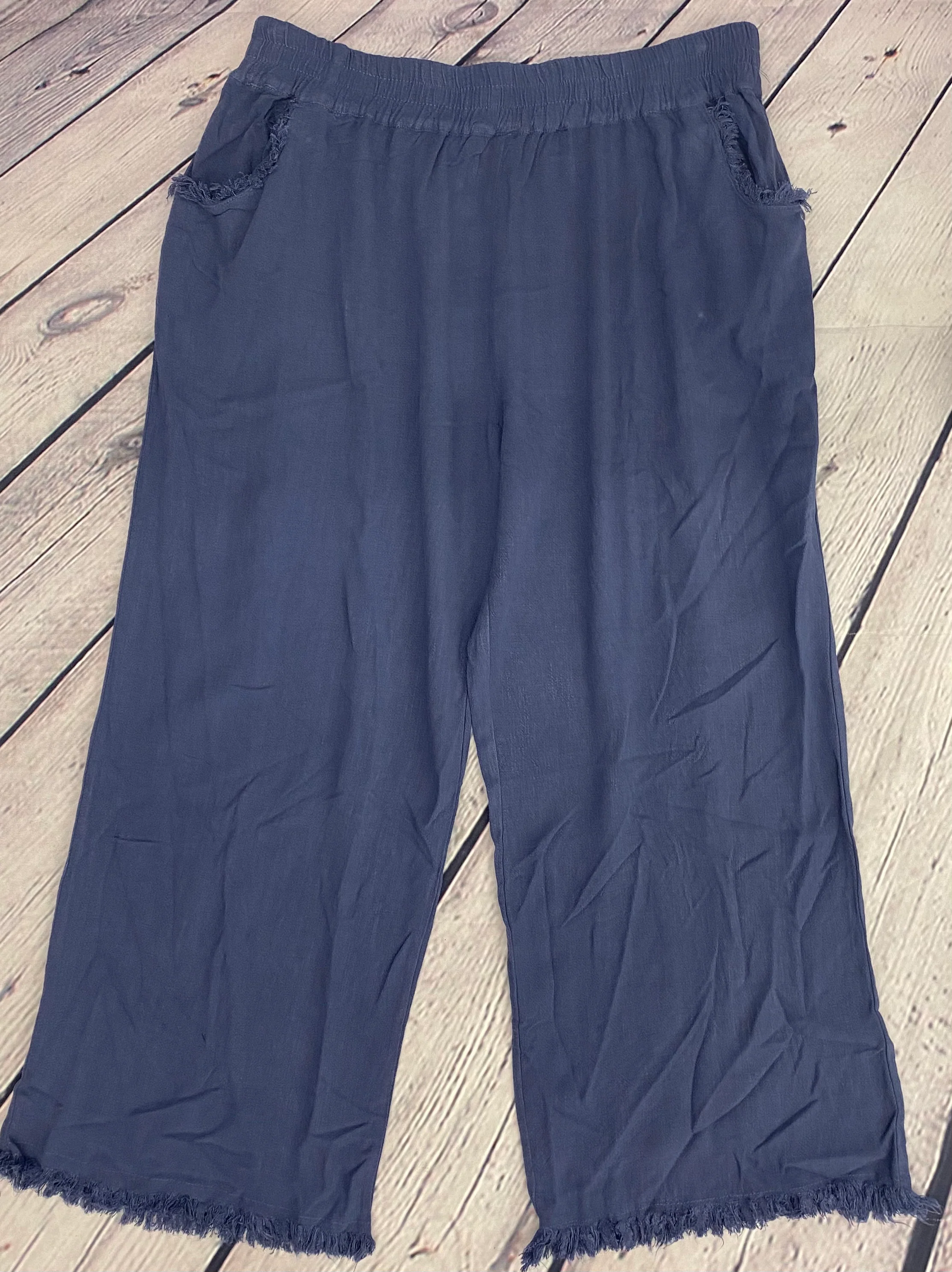 Umgee Wide Leg Pant With Frayed Hem - Image 5